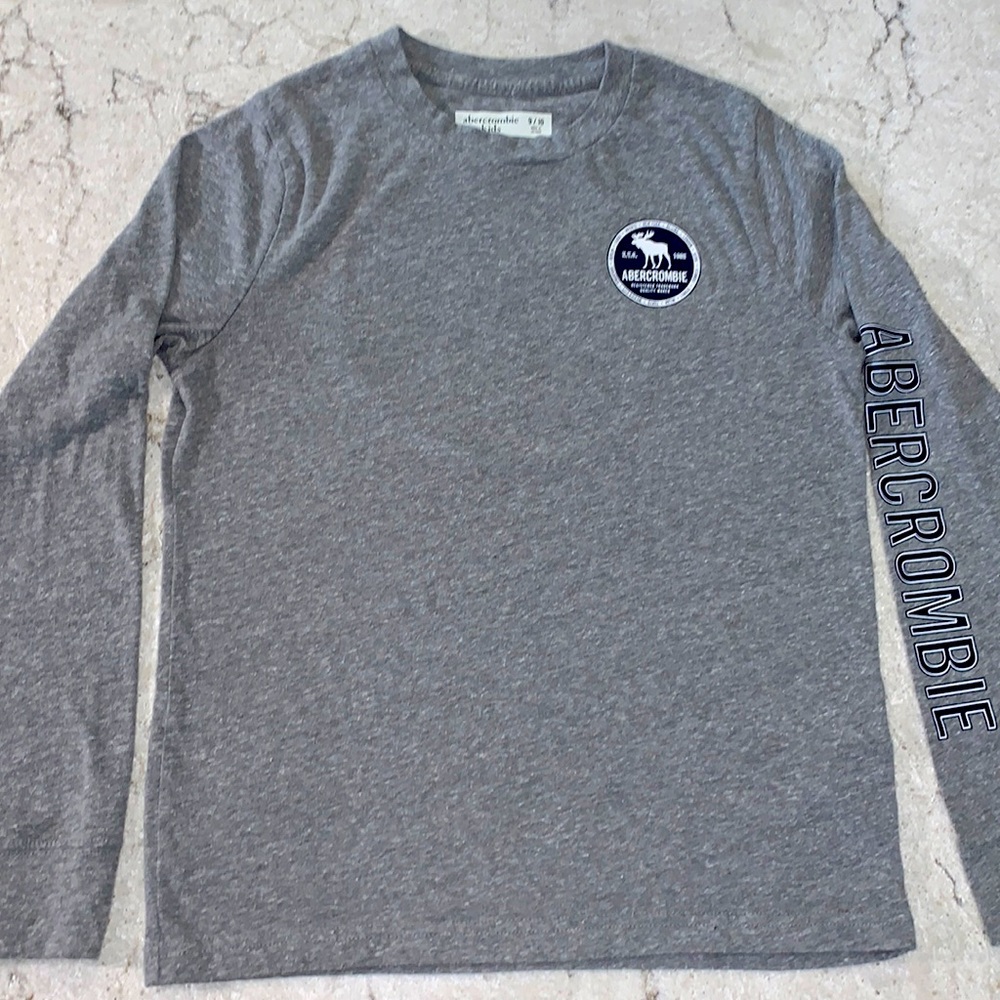 Abercrombie boy’s long sleeve tee